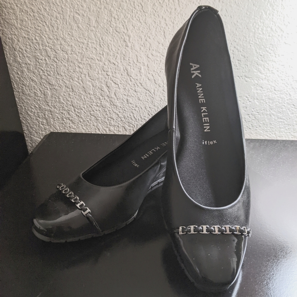 Anne Klein-Brand New Never Worn